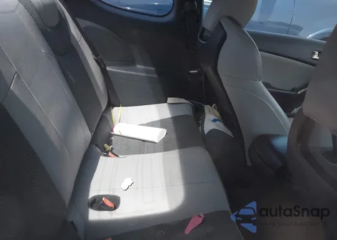 2015 Hyundai Genesis 3.8 Base из США, поврежденный, VIN KMHHT6KJ4FU128418